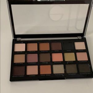 ELF Makeup - elf the new classics eyeshadow palette ELF Makeup - elf the new classics eyeshadow palette